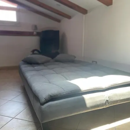 Garibaldi Suites & Apartman Catania